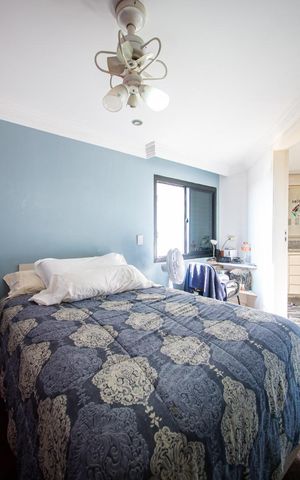 Apartamento à venda com 160m², 3 quartos e 3 vagas Apartamento à venda com 160m², 3 quartos e 3 vagasQuarto