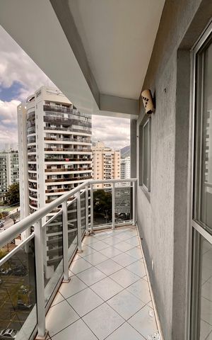 Apartamento à venda com 67m², 2 quartos e 1 vaga Apartamento à venda com 67m², 2 quartos e 1 vagaVaranda da Sala