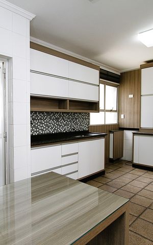 Apartamento para alugar com 122m², 3 quartos e 2 vagasCozinha