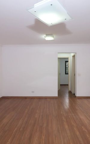 Apartamento à venda com 130m², 2 quartos e 1 vaga Apartamento à venda com 130m², 2 quartos e 1 vagaSala