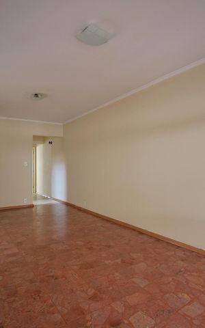 Casa à venda com 129m², 3 quartos e 2 vagasSala