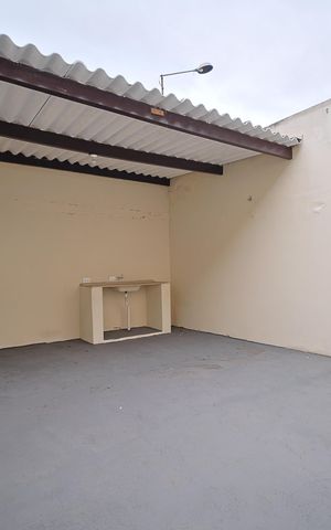 Casa à venda com 129m², 3 quartos e 2 vagasÁrea de Serviço