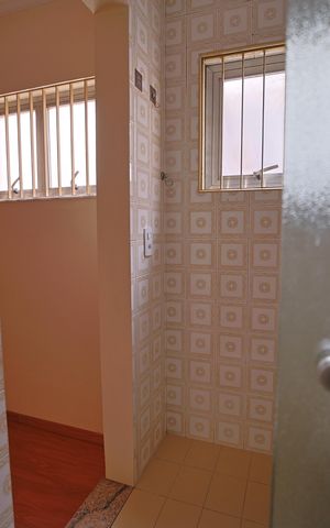 Casa à venda com 129m², 3 quartos e 2 vagasBanheiro da suíte 