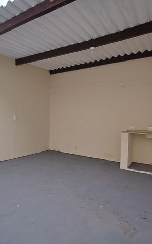 Casa à venda com 129m², 3 quartos e 2 vagasÁrea de Serviço