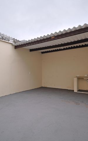 Casa à venda com 129m², 3 quartos e 2 vagasÁrea de Serviço