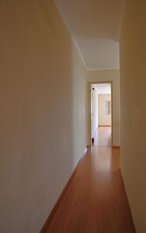 Casa à venda com 129m², 3 quartos e 2 vagasCorredor