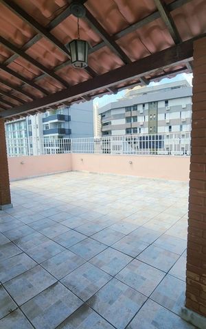 Apartamento para alugar com 280m², 4 quartos e 2 vagas Apartamento para alugar com 280m², 4 quartos e 2 vagasÁrea externa