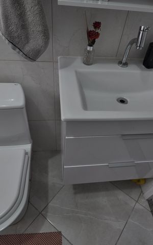 Casa à venda com 130m², 2 quartos e 2 vagasBanheiro Social