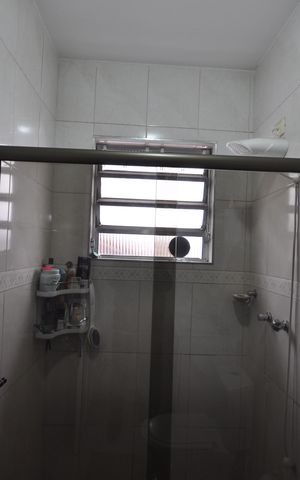 Casa à venda com 130m², 2 quartos e 2 vagasBanheiro Social