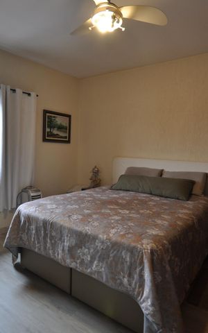 Casa à venda com 130m², 2 quartos e 2 vagasQuarto 1