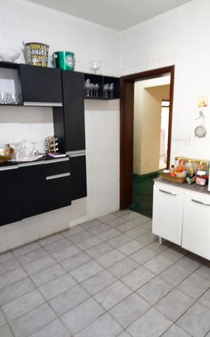 Casa à venda com 521m², 7 quartos e 7 vagasCozinha