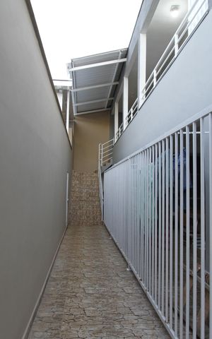 Casa para alugar com 60m², 2 quartos e sem vagaEntrada