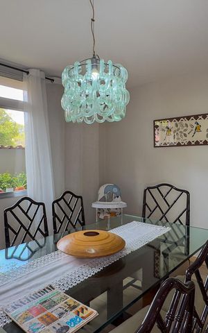 Casa à venda com 346m², 4 quartos e 2 vagas Casa à venda com 346m², 4 quartos e 2 vagasCopa