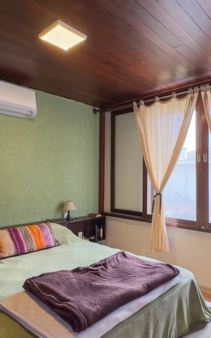 Casa à venda com 346m², 4 quartos e 2 vagas Casa à venda com 346m², 4 quartos e 2 vagasQuarto Suíte