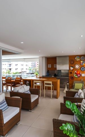 Apartamento à venda com 249m², 3 quartos e 4 vagasVaranda