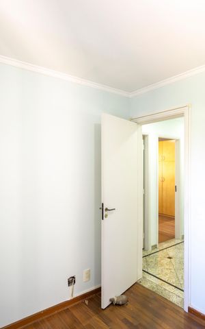 Apartamento à venda com 93m², 3 quartos e 2 vagas Apartamento à venda com 93m², 3 quartos e 2 vagasQuarto 02