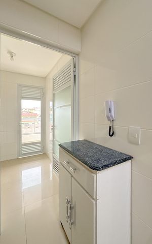 Apartamento para alugar com 84m², 3 quartos e 1 vagaÁrea de Serviço