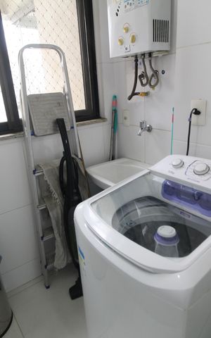 Apartamento à venda com 77m², 3 quartos e 1 vagaÁrea de Serviço