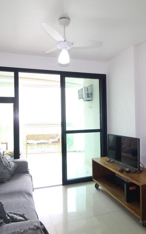 Apartamento à venda com 77m², 3 quartos e 1 vagaSala