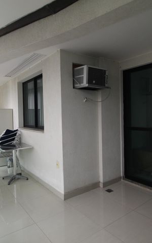 Apartamento à venda com 77m², 3 quartos e 1 vagaSala - Varanda
