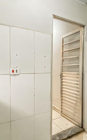 Casa para alugar com 100m², 2 quartos e 1 vaga Casa para alugar com 100m², 2 quartos e 1 vagaÁrea de Serviço