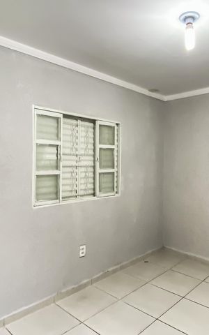 Casa para alugar com 100m², 2 quartos e 1 vaga Casa para alugar com 100m², 2 quartos e 1 vagaQuarto 1