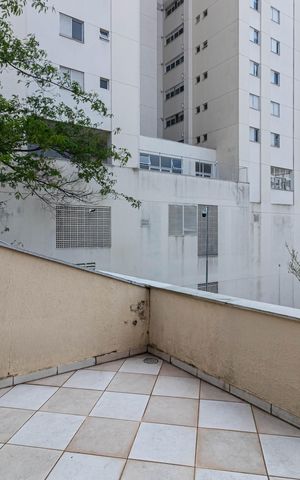 Casa de condomínio à venda com 168m², 2 quartos e 2 vagas Casa de condomínio à venda com 168m², 2 quartos e 2 vagasVaranda