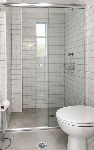 Apartamento para alugar com 80m², 2 quartos e 1 vagaÁrea de Serviço - Banheiro