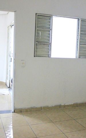 Casa para alugar com 70m², 3 quartos e 3 vagasQuarto 1