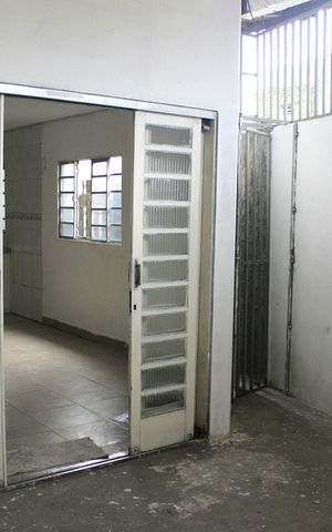 Casa para alugar com 70m², 3 quartos e 3 vagasCorredor
