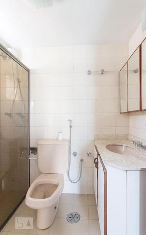 Apartamento à venda com 78m², 3 quartos e 1 vaga Apartamento à venda com 78m², 3 quartos e 1 vagaBanheiro 2