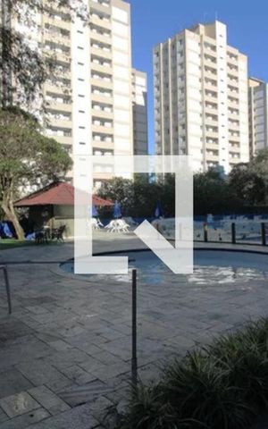 Apartamento para alugar com 50m², 2 quartos e 1 vaga Apartamento para alugar com 50m², 2 quartos e 1 vagaPiscina