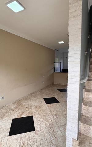 Casa de condomínio para alugar com 65m², 2 quartos e 1 vaga