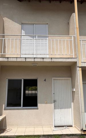 Casa de condomínio para alugar com 65m², 2 quartos e 1 vaga