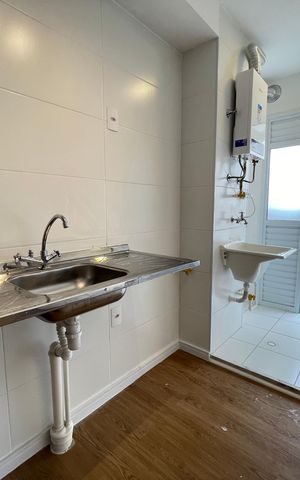 Apartamento para alugar com 38m², 2 quartos e sem vaga Apartamento para alugar com 38m², 2 quartos e sem vagaCozinha e Área de Serviço