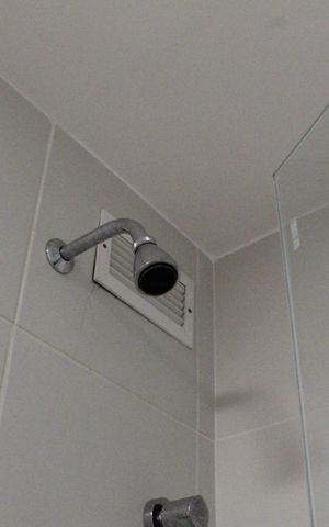 Apartamento para alugar com 76m², 3 quartos e 1 vaga Apartamento para alugar com 76m², 3 quartos e 1 vagaBanheiro da Suíte
