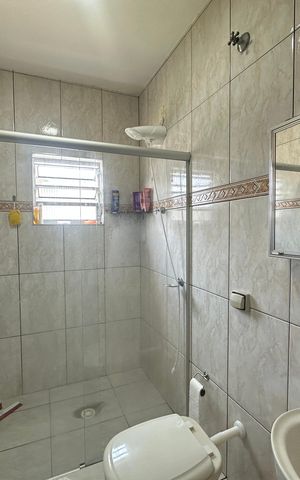 Casa à venda com 142m², 3 quartos e 1 vaga Casa à venda com 142m², 3 quartos e 1 vagaBanheiro Social