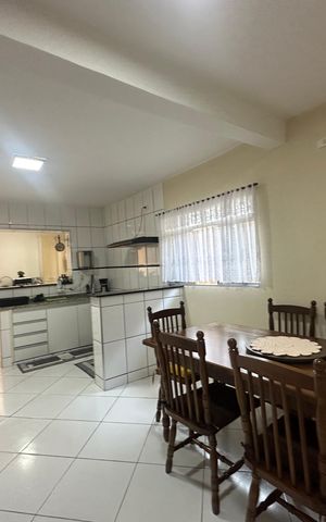 Casa à venda com 142m², 3 quartos e 1 vaga Casa à venda com 142m², 3 quartos e 1 vagaCozinha