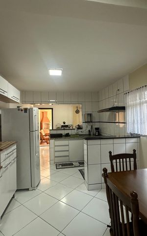 Casa à venda com 142m², 3 quartos e 1 vaga Casa à venda com 142m², 3 quartos e 1 vagaCozinha