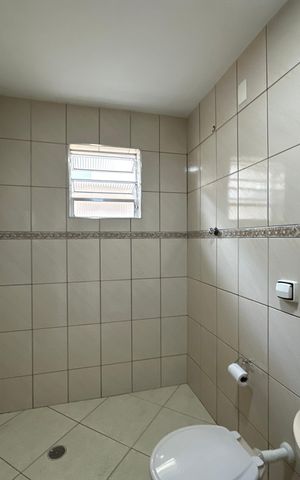 Casa à venda com 142m², 3 quartos e 1 vaga Casa à venda com 142m², 3 quartos e 1 vagaLavabo