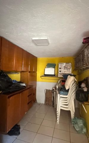 Casa à venda com 142m², 3 quartos e 1 vaga Casa à venda com 142m², 3 quartos e 1 vagaDeposito