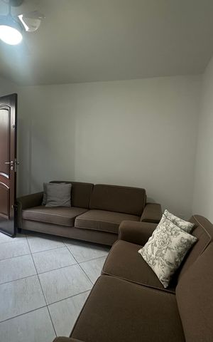 Casa à venda com 142m², 3 quartos e 1 vaga Casa à venda com 142m², 3 quartos e 1 vagaSala