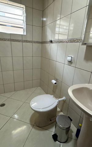 Casa à venda com 142m², 3 quartos e 1 vaga Casa à venda com 142m², 3 quartos e 1 vagaLavabo