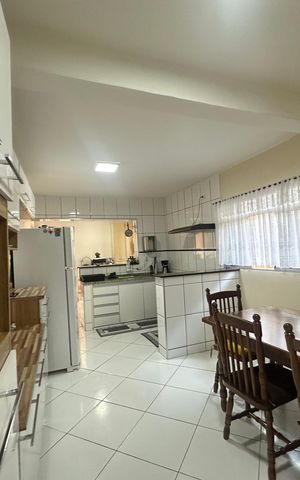 Casa à venda com 142m², 3 quartos e 1 vaga Casa à venda com 142m², 3 quartos e 1 vagaCozinha
