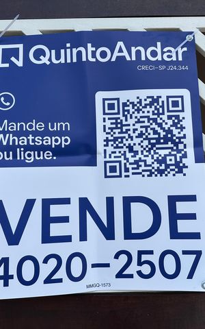 Casa à venda com 142m², 3 quartos e 1 vaga Casa à venda com 142m², 3 quartos e 1 vagaFachada