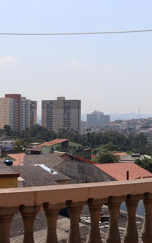 Casa à venda com 142m², 3 quartos e 1 vaga Casa à venda com 142m², 3 quartos e 1 vagaVaranda