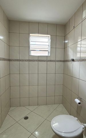 Casa à venda com 142m², 3 quartos e 1 vaga Casa à venda com 142m², 3 quartos e 1 vagaLavabo