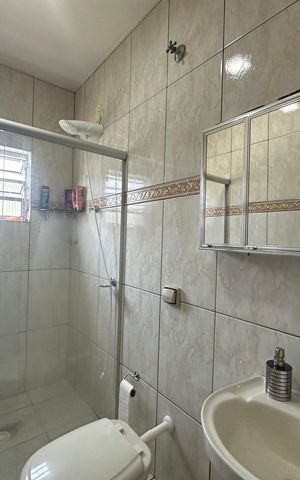 Casa à venda com 142m², 3 quartos e 1 vaga Casa à venda com 142m², 3 quartos e 1 vagaBanheiro Social