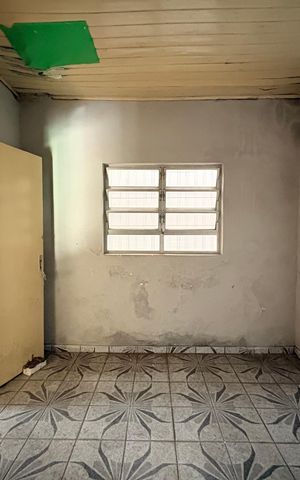 Casa à venda com 90m², 2 quartos e 4 vagas Casa à venda com 90m², 2 quartos e 4 vagasCopa