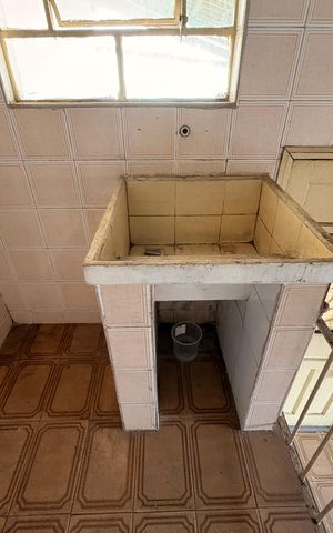 Casa à venda com 90m², 2 quartos e 4 vagas Casa à venda com 90m², 2 quartos e 4 vagasCozinha/ lavanderia